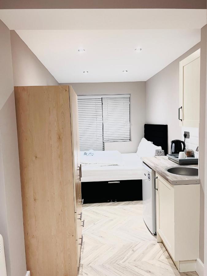 Lbt Property Ltd London Exterior photo